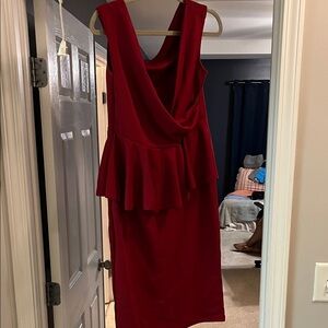 Elegant Red Sleeveless Dress